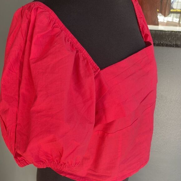 Sim & Sam raspberry poof sleeve pleated front smocked back square neck top. NWT - Picture 3 of 6